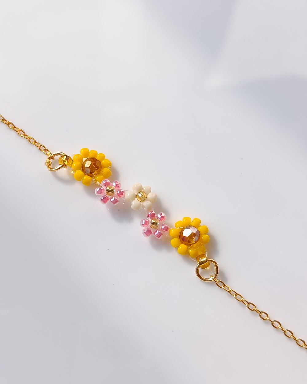 Minimal Flower Bracelet - Sunflower