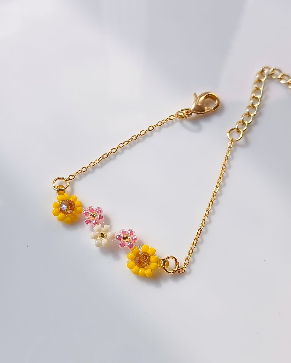 Minimal Flower Bracelet - Sunflower