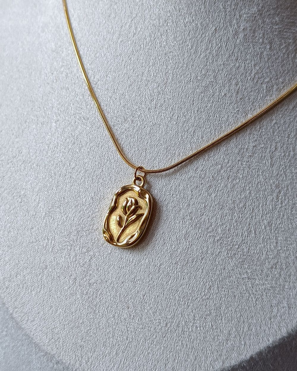 Tulip Locket - Stainless Steel