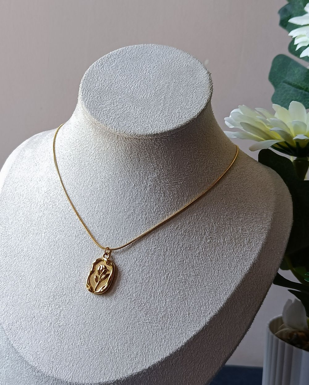 Tulip Locket - Stainless Steel