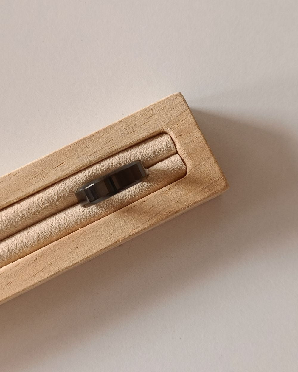 Black Band - Titanium Steel