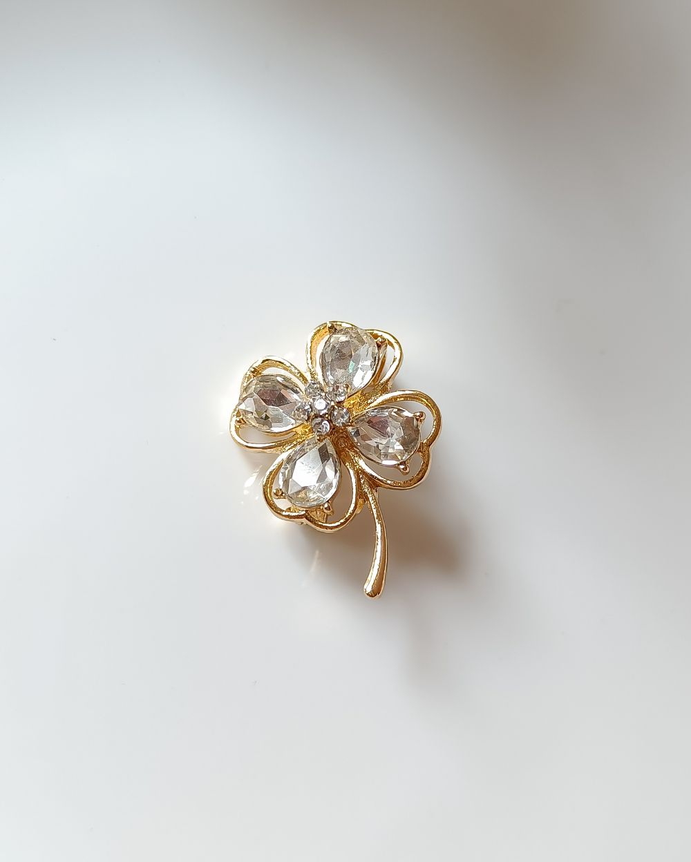 Clover Brooch Pin