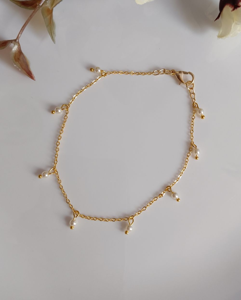 Two layered anklet handcrafted with the finest quality Japanese seed beads which is perfect to style with casual outfits.