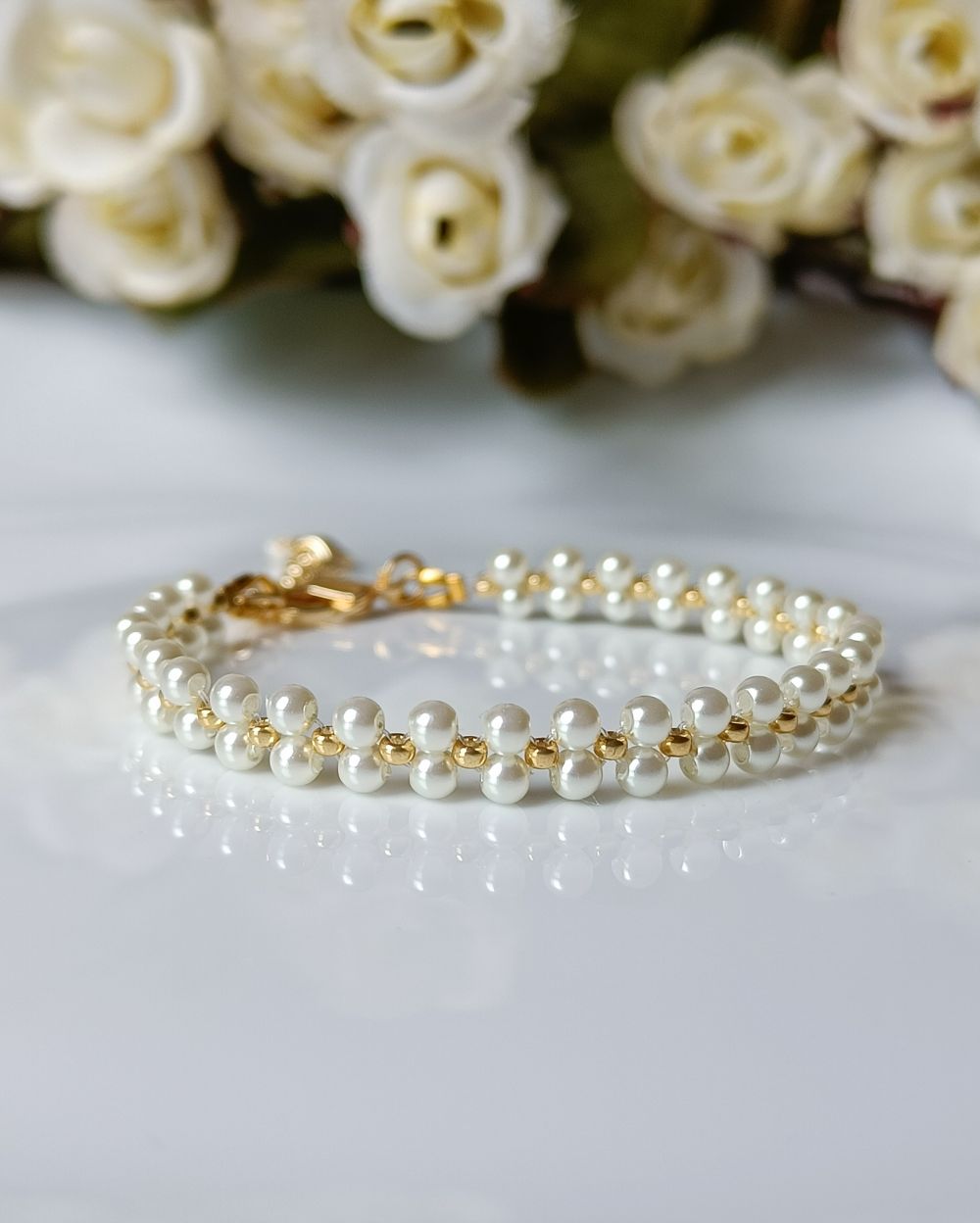 Minimal and Dainty, designer pearl bracelet that is handcrafted with high quality Japanese Pearls.