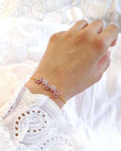 Minimal Flower Bracelet - Purple