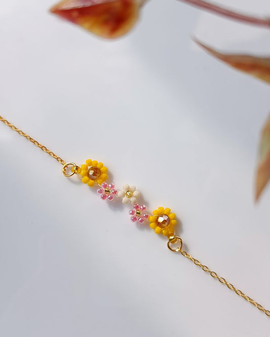 Minimal Flower Bracelet - Sunflower