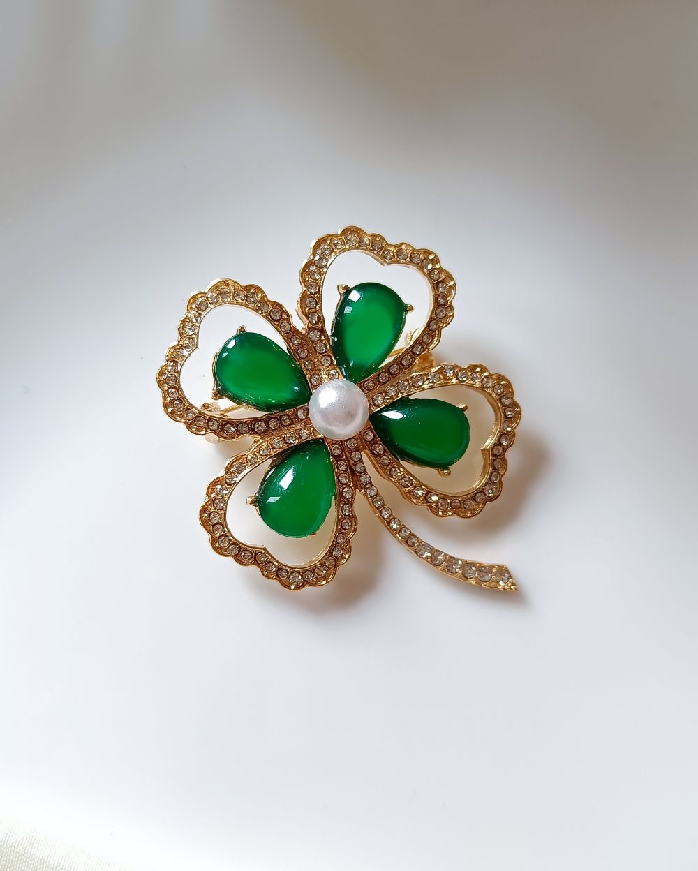 Clover Green Brooch Pin