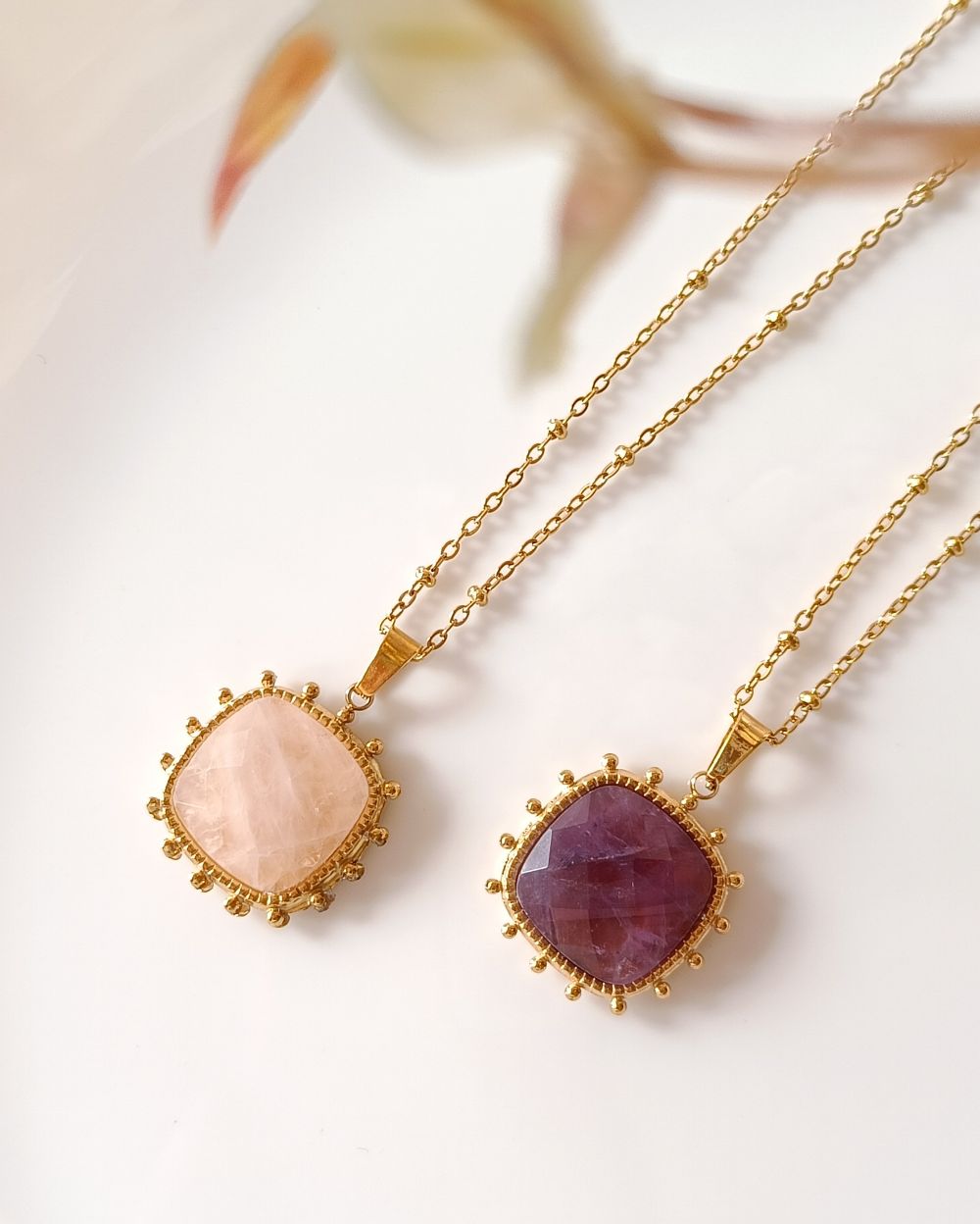 Minimalist Agate Stone Locket - 18K PVD Plated Stainless Steel