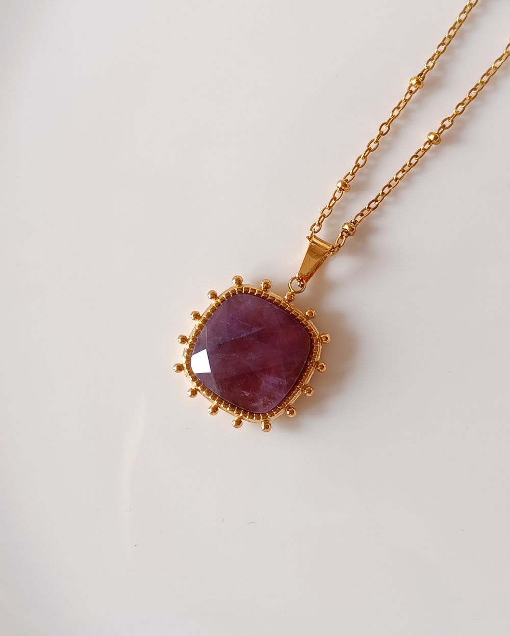 Minimalist Agate Stone Locket - 18K PVD Plated Stainless Steel