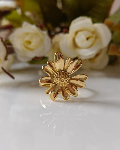 Sunflower Ring - 18K PVD Plated Stainless Steel