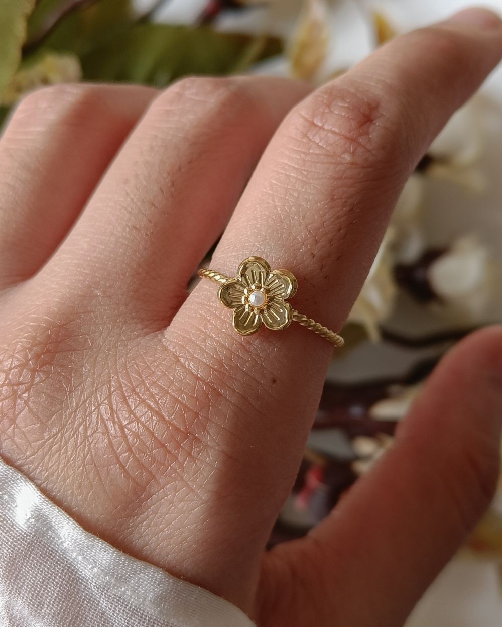 Sakura Petal Ring - 18K PVD Plated Stainless Steel