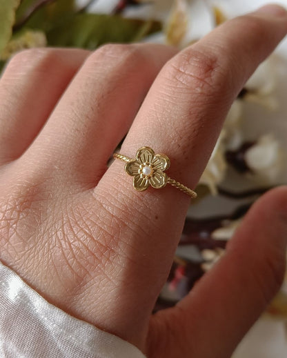 Sakura Petal Ring - 18K PVD Plated Stainless Steel