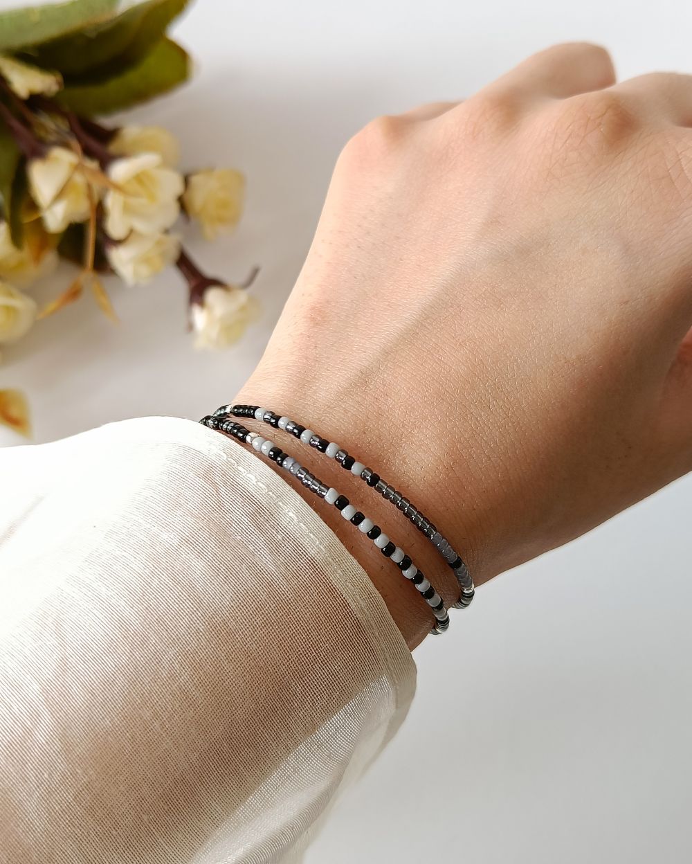Dainty Bracelet/Necklace - Black and Grey