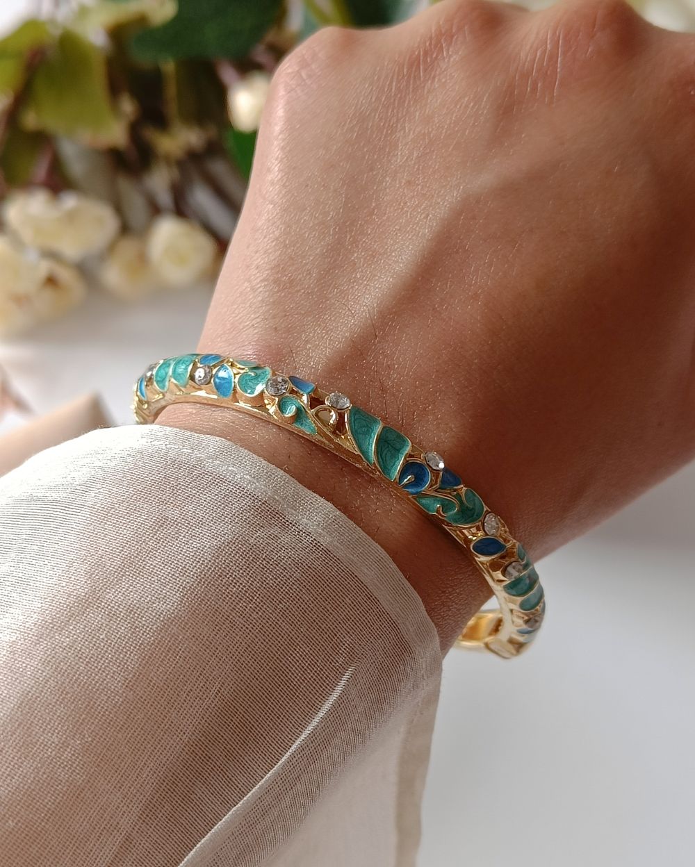Enamel Bangle with Rhinestone